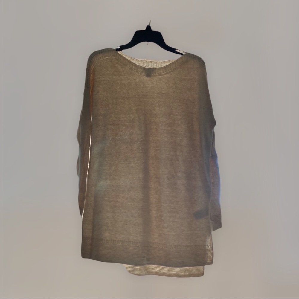 Old navy sweater
